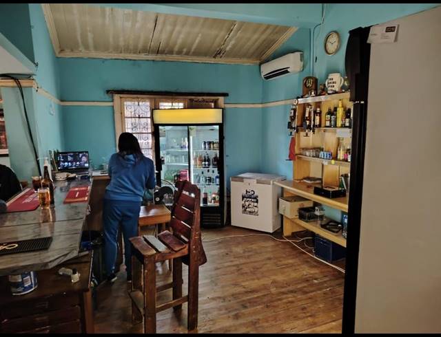 BUSINESS FOR SALE IN UITENHAGE UPPER CENTRAL
